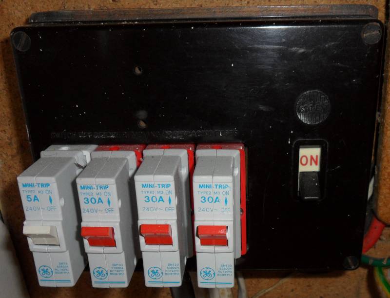 BS3871 Circuit Breaker Retrofit