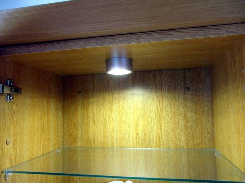 LED in cabinet display lighting