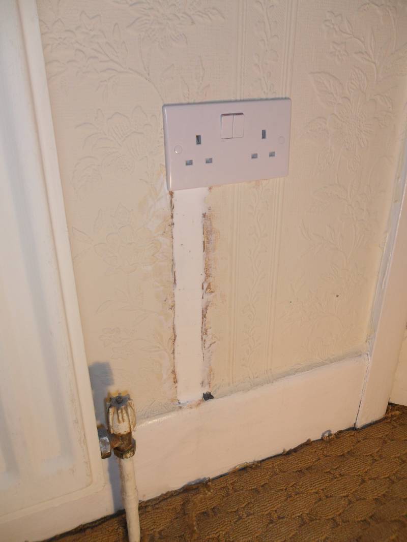 13A socket finished, ready for decoration