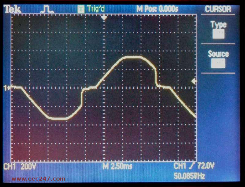 Photograph of trailing edge dimmer signal with dimmer set to max position