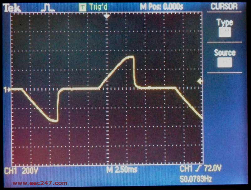 Photograph of trailing edge dimmer signal with dimmer set to mid position